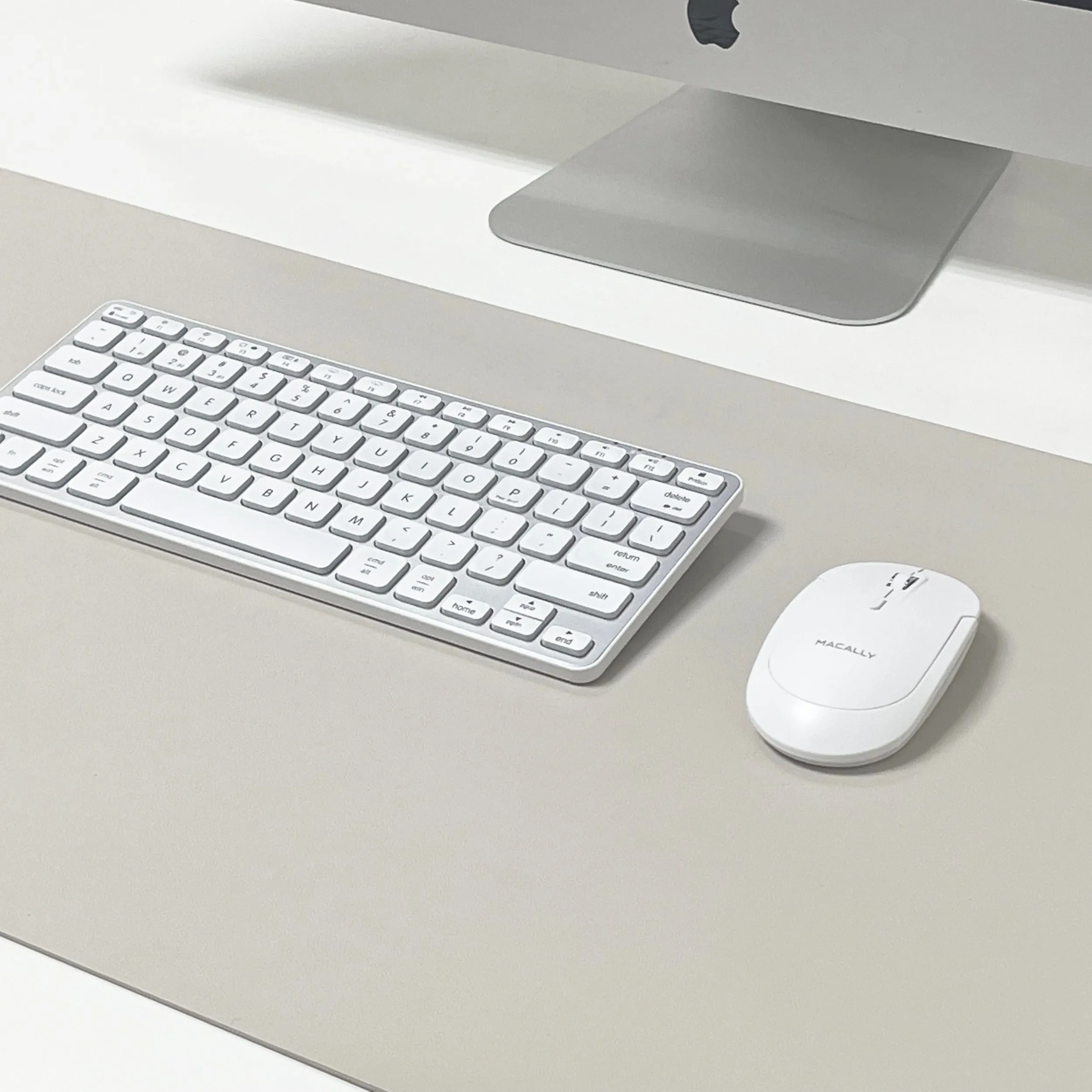 Backlit Keyboard Wireless for Mac (Compact, Aluminum)