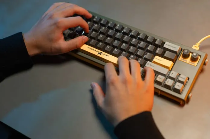 Shurikey Hanzo Keyboard