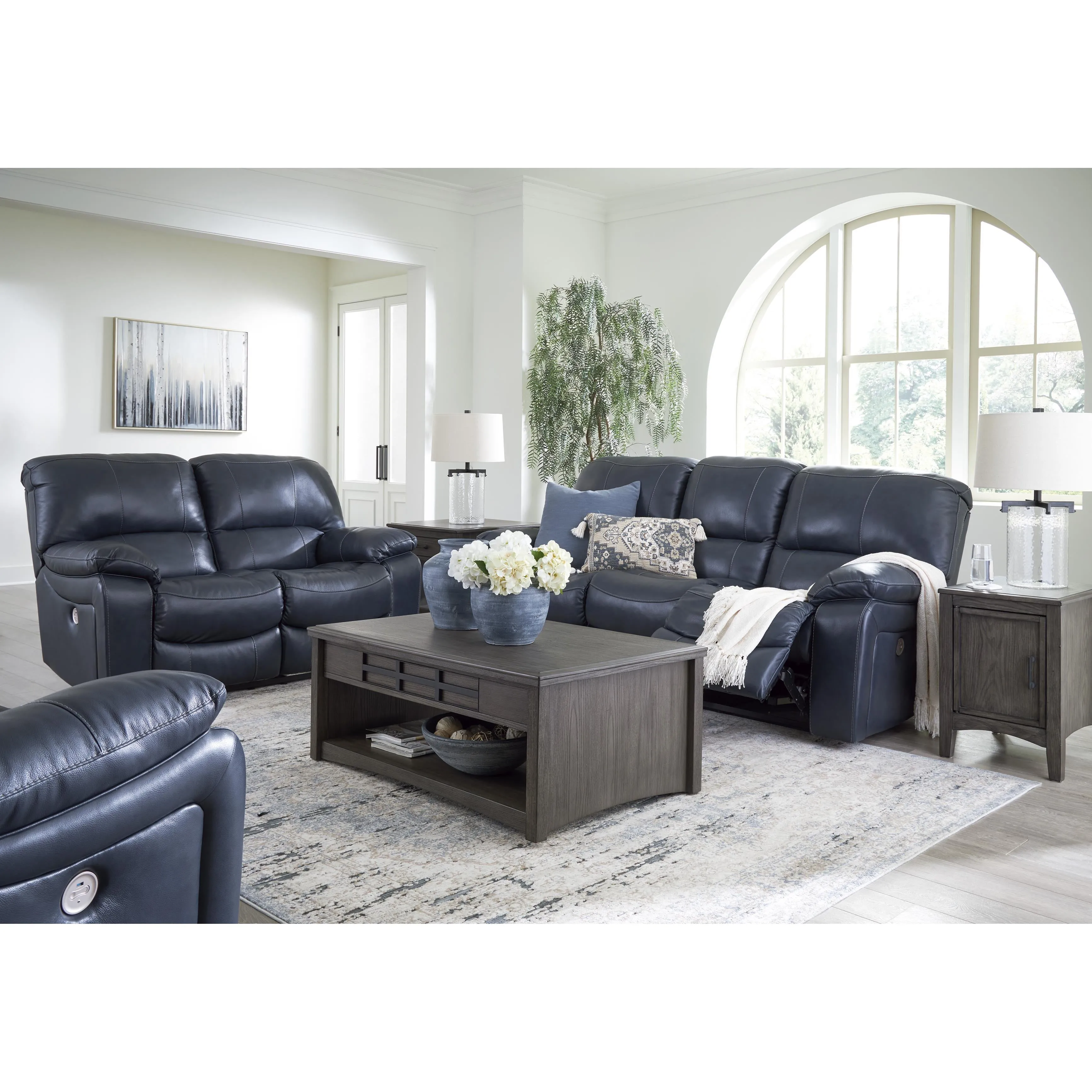 Signature Design by Ashley Leesworth Power Reclining Leather Match Loveseat U4380974