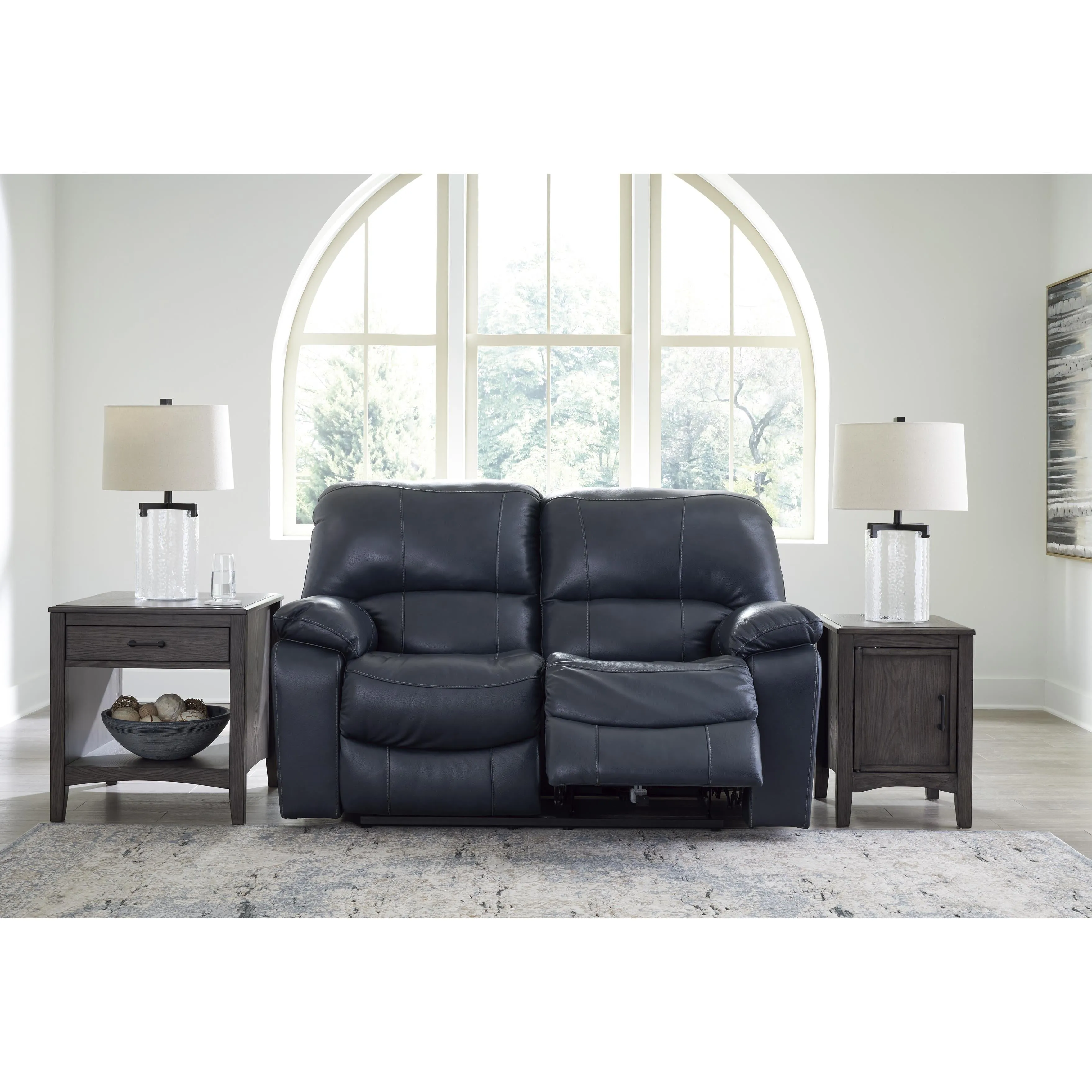 Signature Design by Ashley Leesworth Power Reclining Leather Match Loveseat U4380974