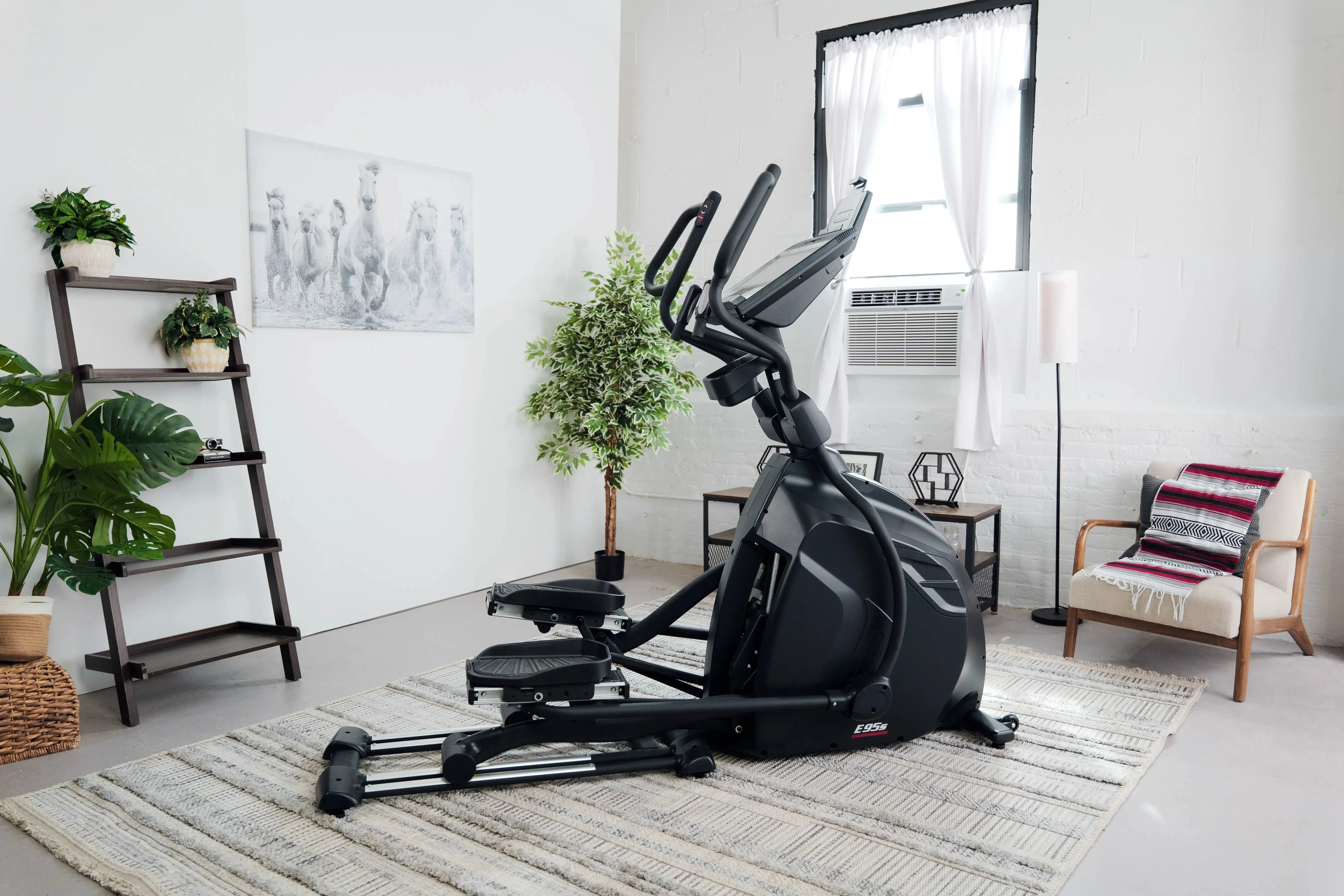 SOLE E95S Elliptical