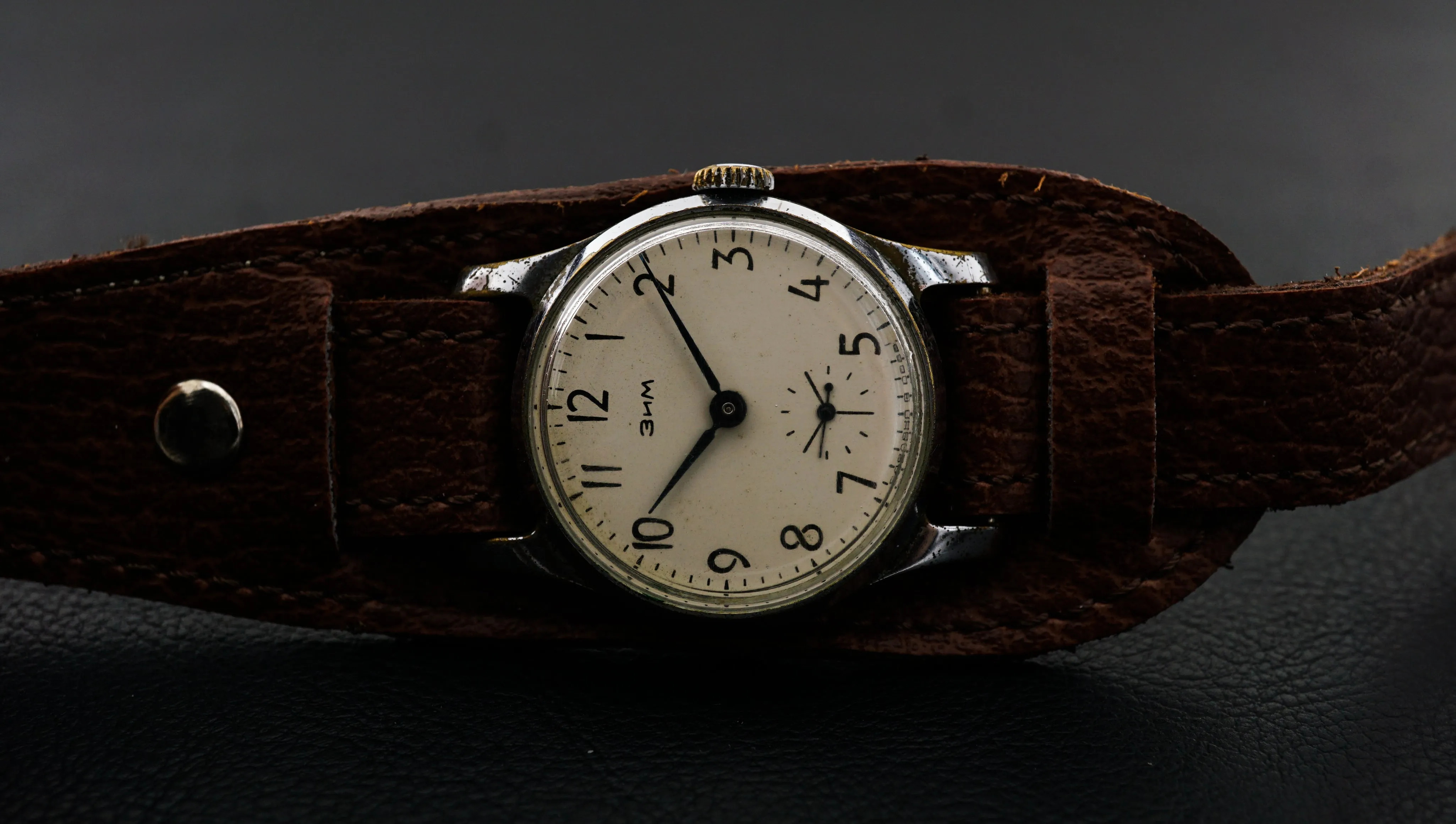 Vintage Original Pobeda ZIM Military Style watch