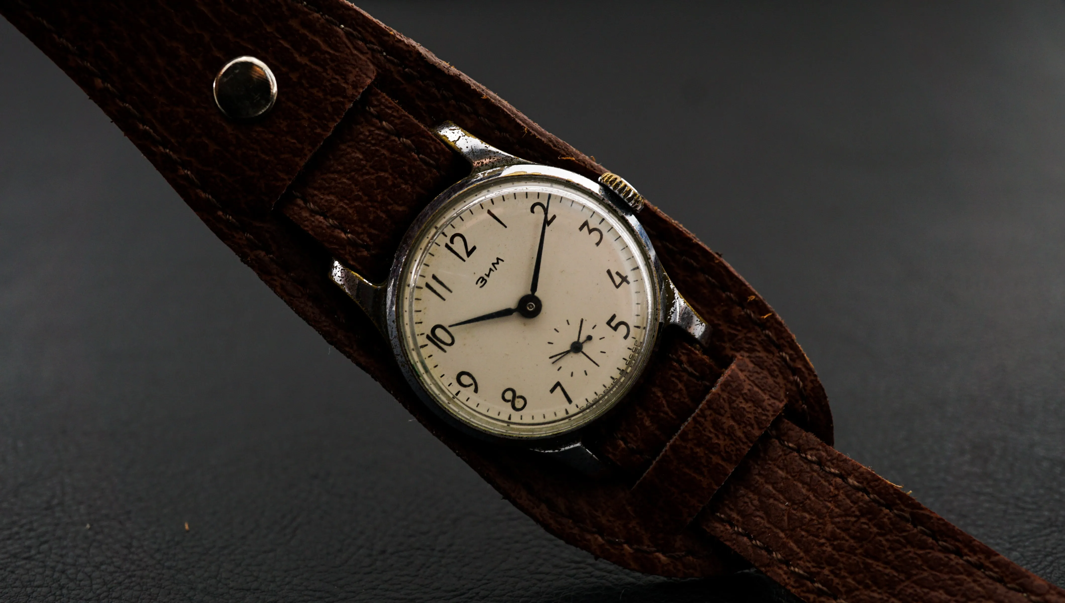 Vintage Original Pobeda ZIM Military Style watch