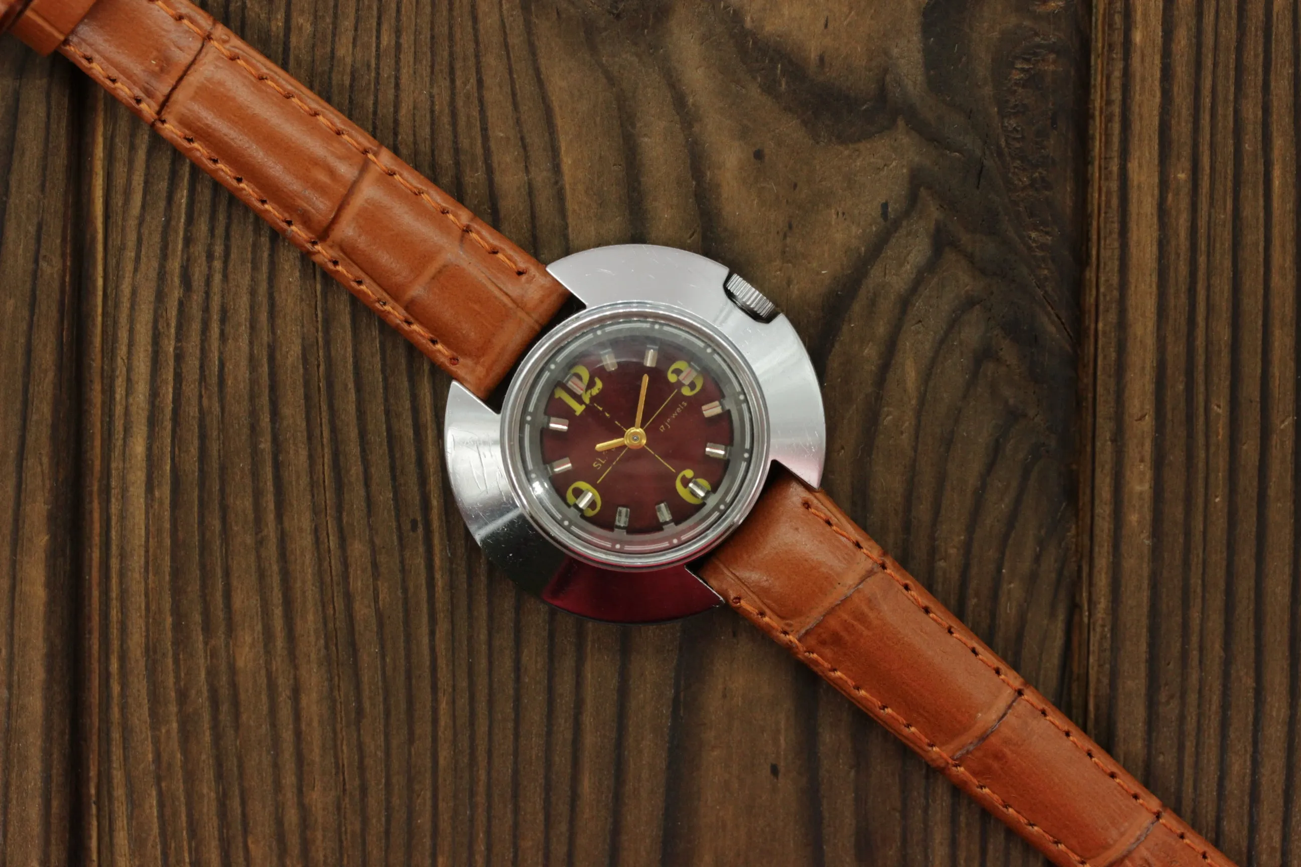 Vintage Soviet womens mechanical watch Slava UFO